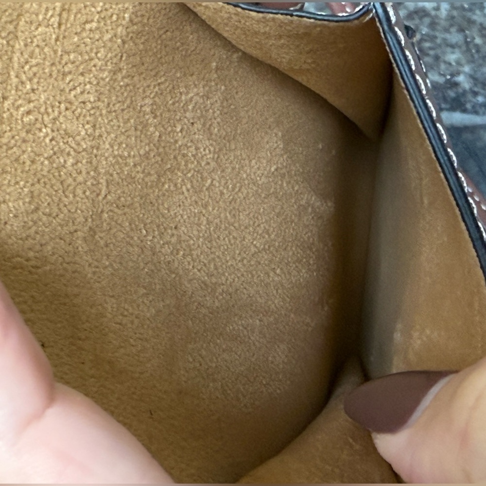 CELINE Crossbody Shoulder Pouch...( 👓 or 📱) - Picture 14 of 16